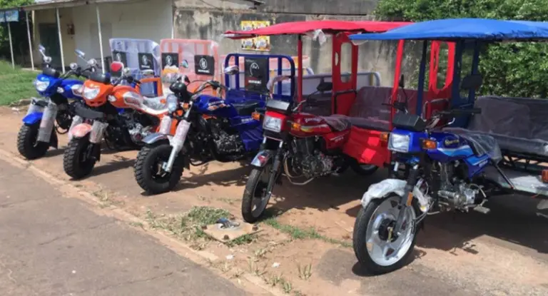 tricycle moto taxi a bouake